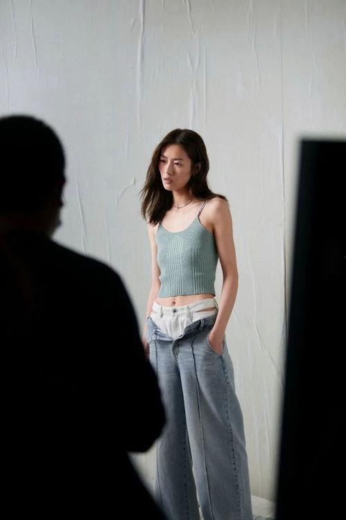 国产素人约啪,揭秘当代年轻人的情感探索与社交新趋势 第2张 国产素人约啪,揭秘当代年轻人的情感探索与社交新趋势 第2张